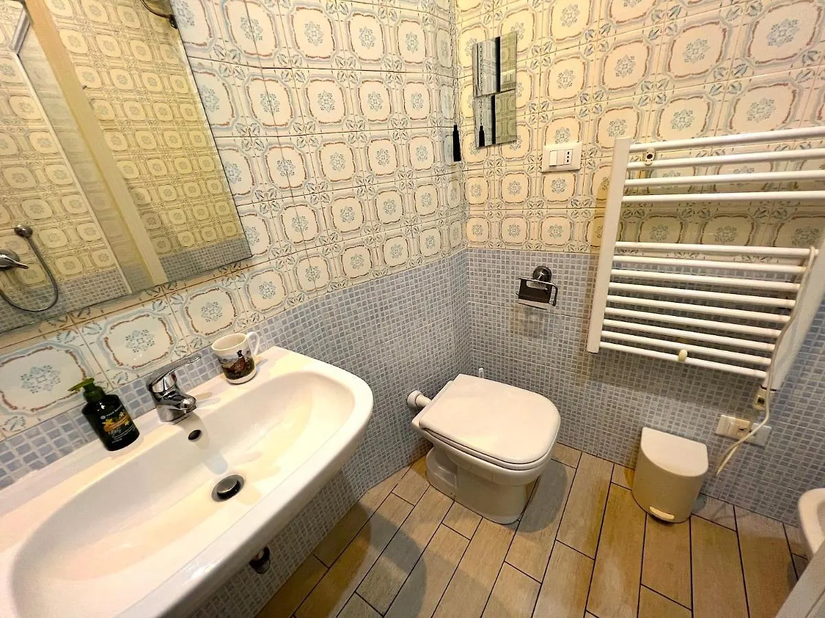 Appartamento Super Central Rapallo 0*,  Italy